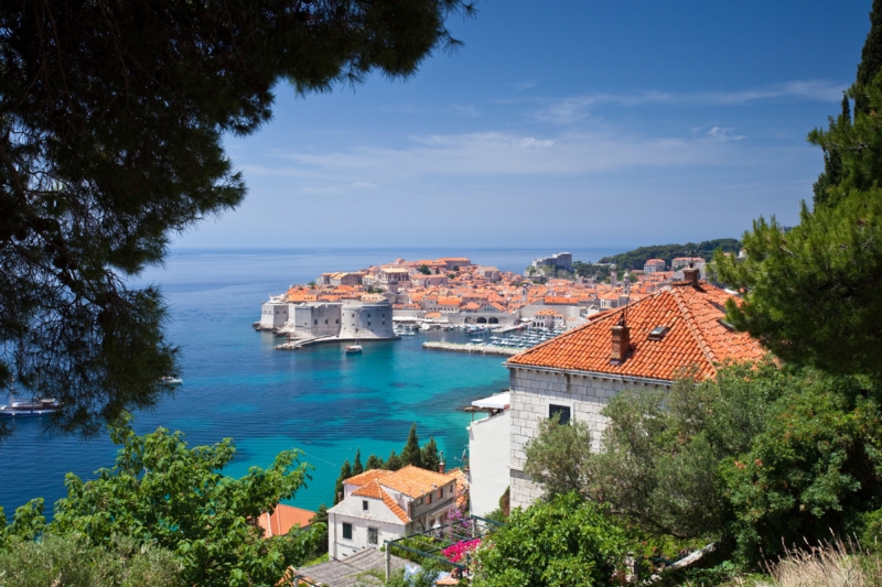 2020. június 7-tól Budapestről Dubrovnikba és Várnába indít közvetlen járatokat a LOT.